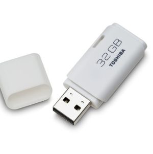 Toshiba 32 GB USB 2.0 Pendrive
